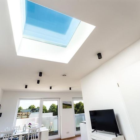 Gemuetliches Und Lichtdurchflutetes Penthouse Mit Sternenhimmelblick, Boxspringbett Und Terrasse - Gute Anbindung An Die Innenstadt Kassel Eksteriør bilde