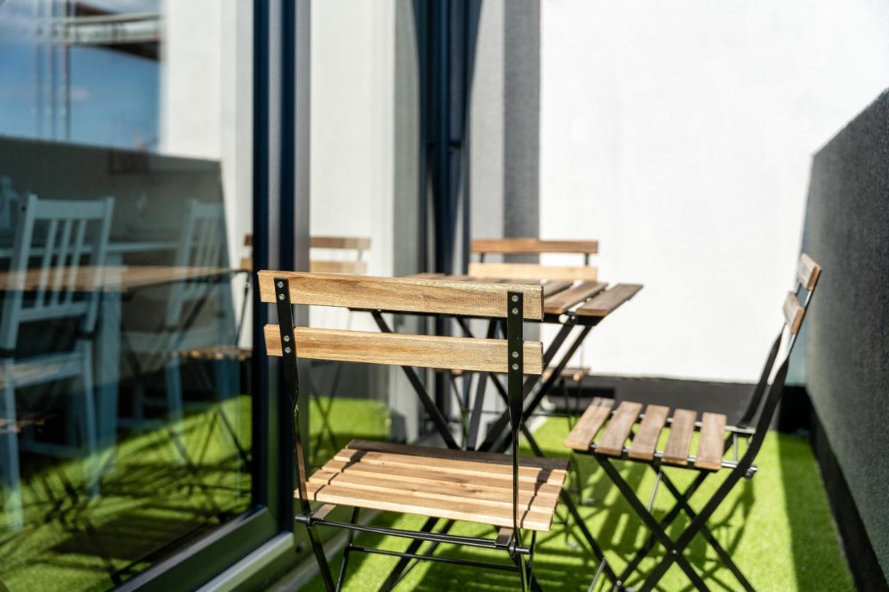 Gemuetliches Und Lichtdurchflutetes Penthouse Mit Sternenhimmelblick, Boxspringbett Und Terrasse - Gute Anbindung An Die Innenstadt Kassel Eksteriør bilde